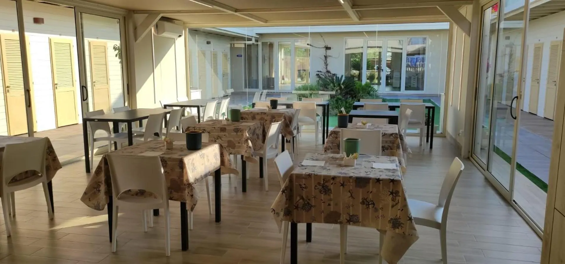 Bed and Breakfast Bagno Luciano Marina Di Carrara 0*,