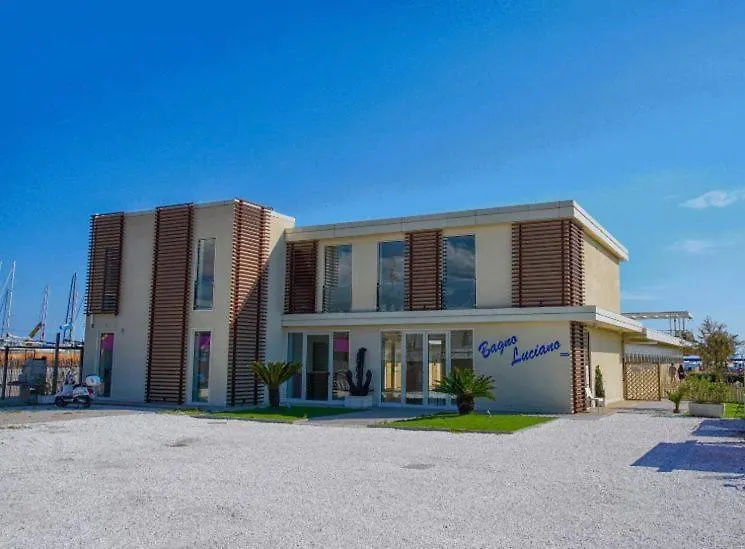 Bed and Breakfast Bagno Luciano Marina Di Carrara 0*,  Italien