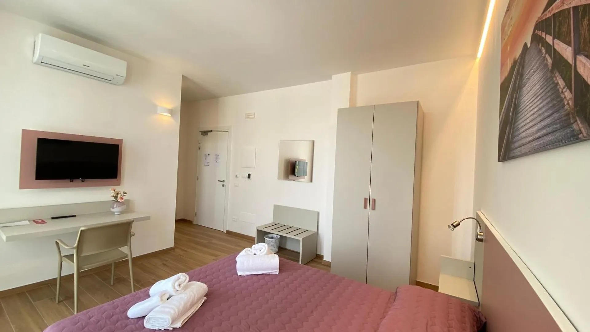 Bagno Luciano Bed & Breakfast Marina Di Carrara