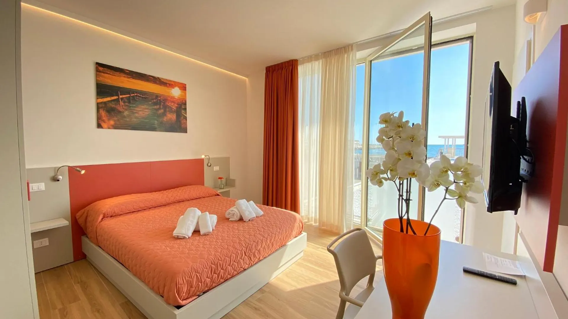 Bagno Luciano Bed & Breakfast Marina Di Carrara Italy